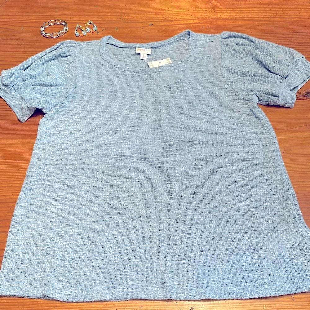 NWT LulaRoe Eloise Puff sleeve top - light blue